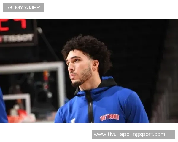 鲍尔兄弟精彩对决二哥利安吉洛现场助威赛后合影温馨分享